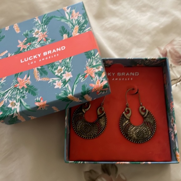 Lucky brand mute gold earrings - Picture 2 of 4